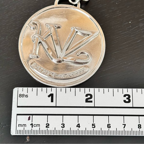 KVZ Kathy Van Zeeland Keychain Purse‎ Charm silver initials - Picture 5 of 5